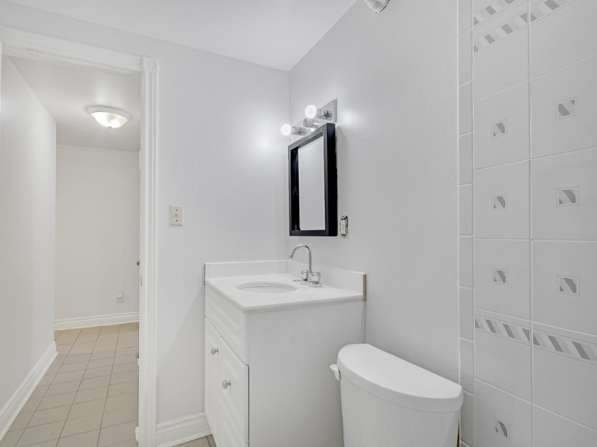 Apartament Very Cozy & Comfortable In Downtown Toronto Great Value! Zewnętrze zdjęcie