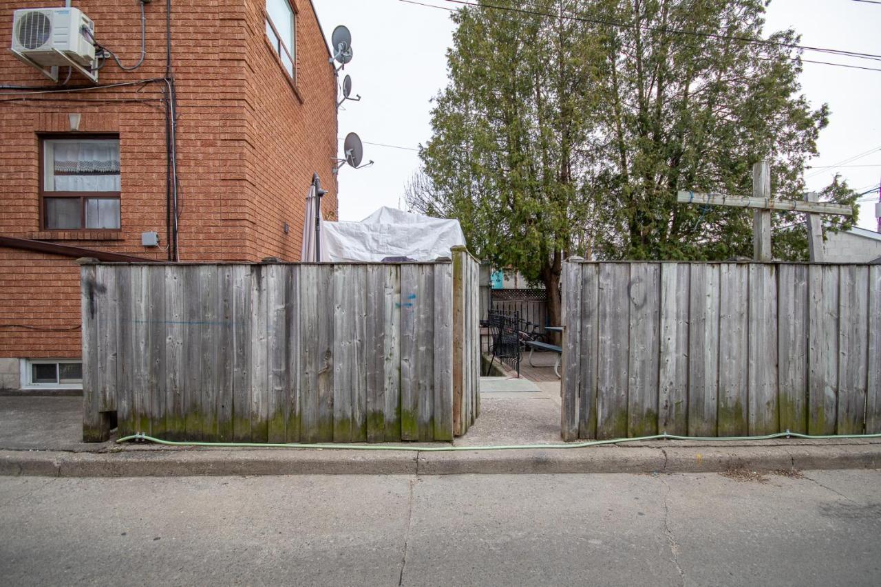 Apartament Very Cozy & Comfortable In Downtown Toronto Great Value! Zewnętrze zdjęcie